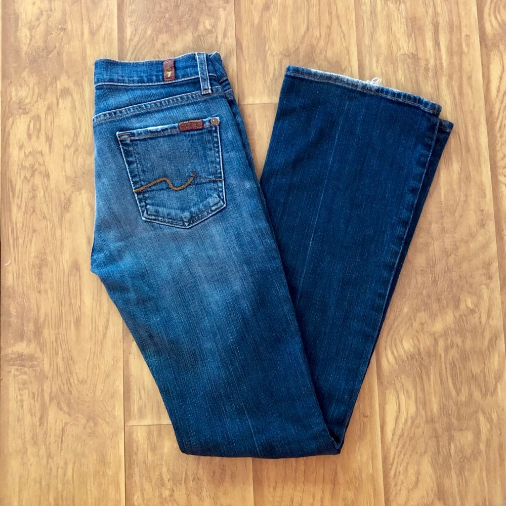 Boot cut jeans